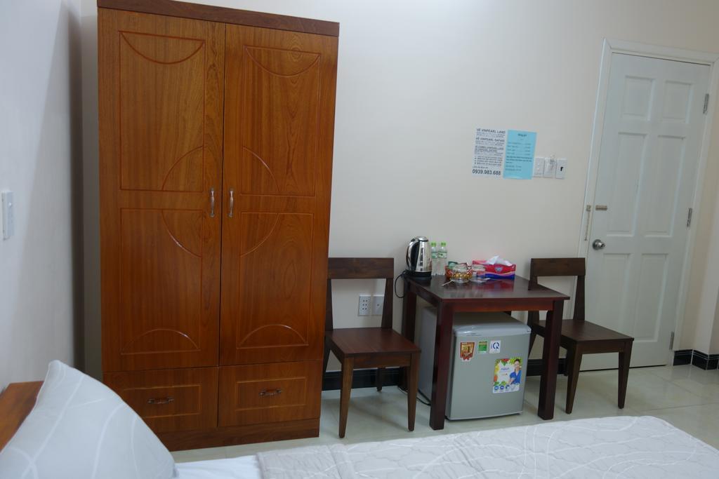 דואונג דונג Huong Quang Guesthouse מראה חיצוני תמונה