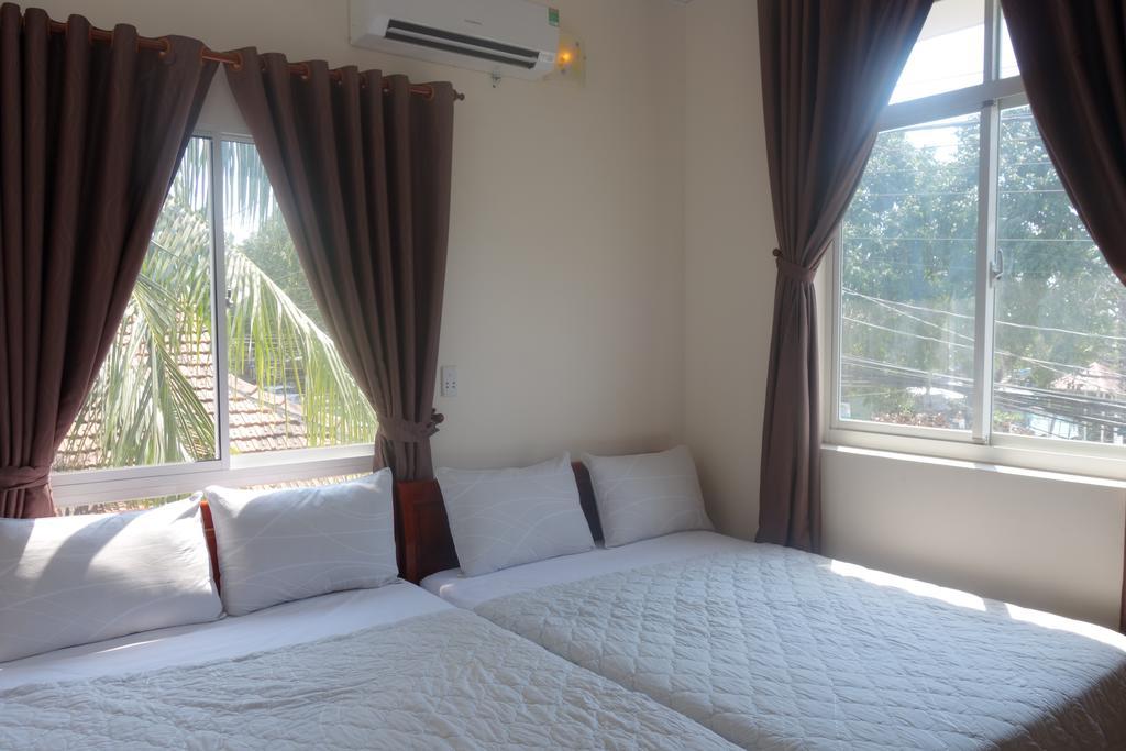 דואונג דונג Huong Quang Guesthouse מראה חיצוני תמונה