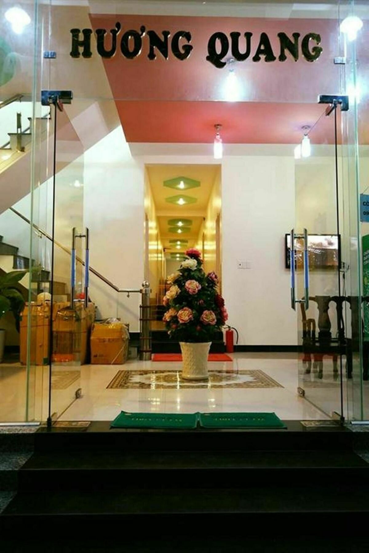 דואונג דונג Huong Quang Guesthouse מראה חיצוני תמונה